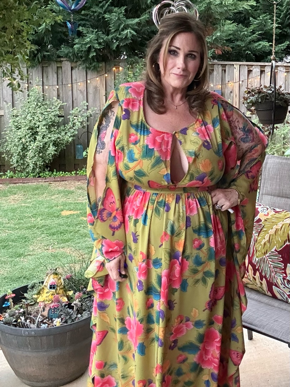 Gorgeous Floral Keyhole Dress 16/18